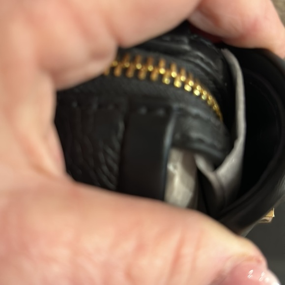 NWT Michael Kors leather Carine in Black - Picture 6 of 10